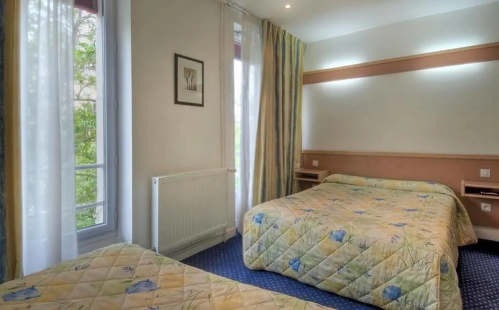 Hotel Edgar Quinet Paris